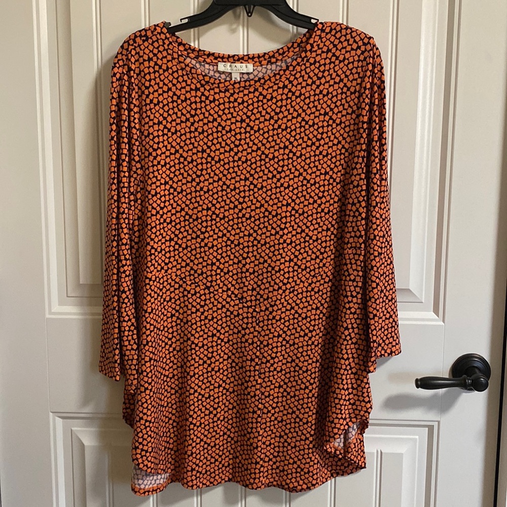 E794--574) Black & Orange Chaus top Lightweight Sz. XL